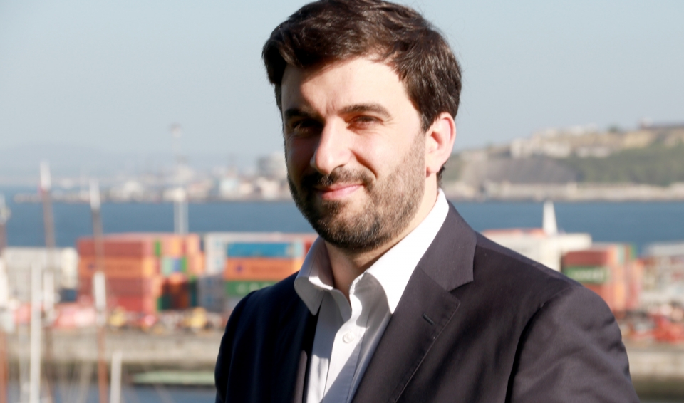 31296840_BINARY_GI100518PAULOSPRANGER138120