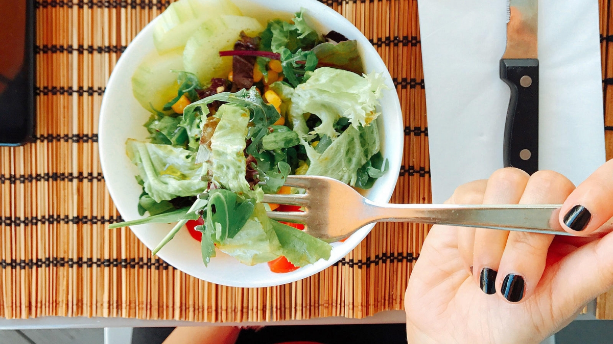 vegetable-salad-on-white-bowl-served-on-table-890494