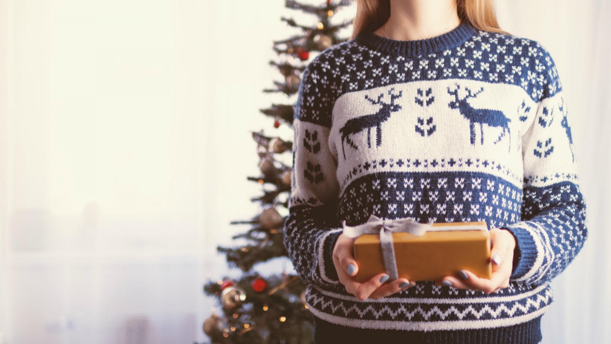 christmas-themed-wallpaper-714696