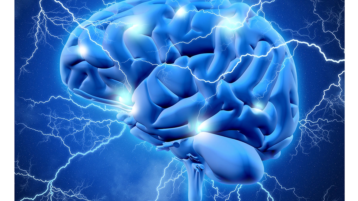 3D brain with lightening