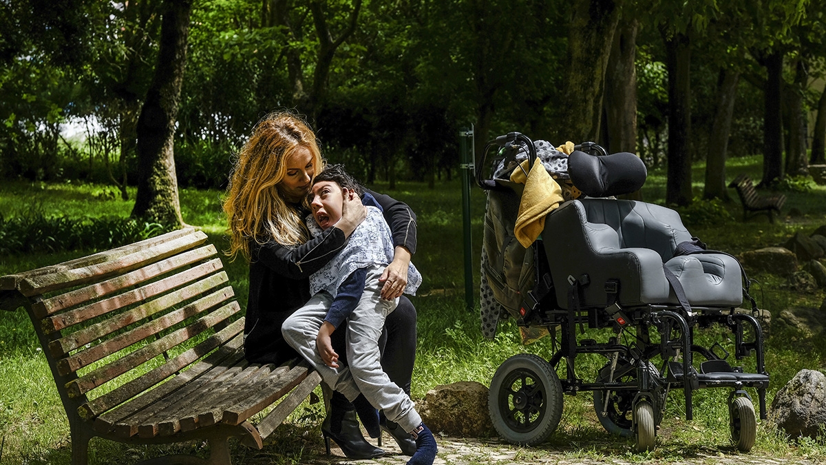 Célia Grazina Teixeira, cuidadora informal com o filho