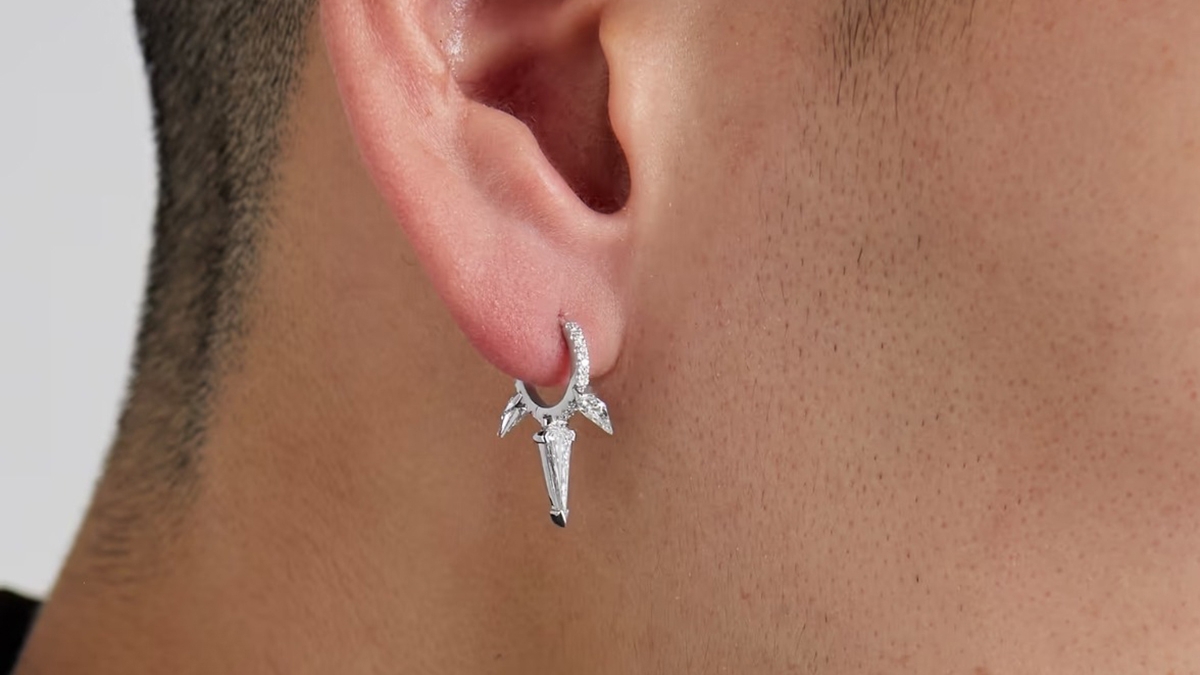 Maria Tash - Brinco com spike triplo - 19.005euros (1)