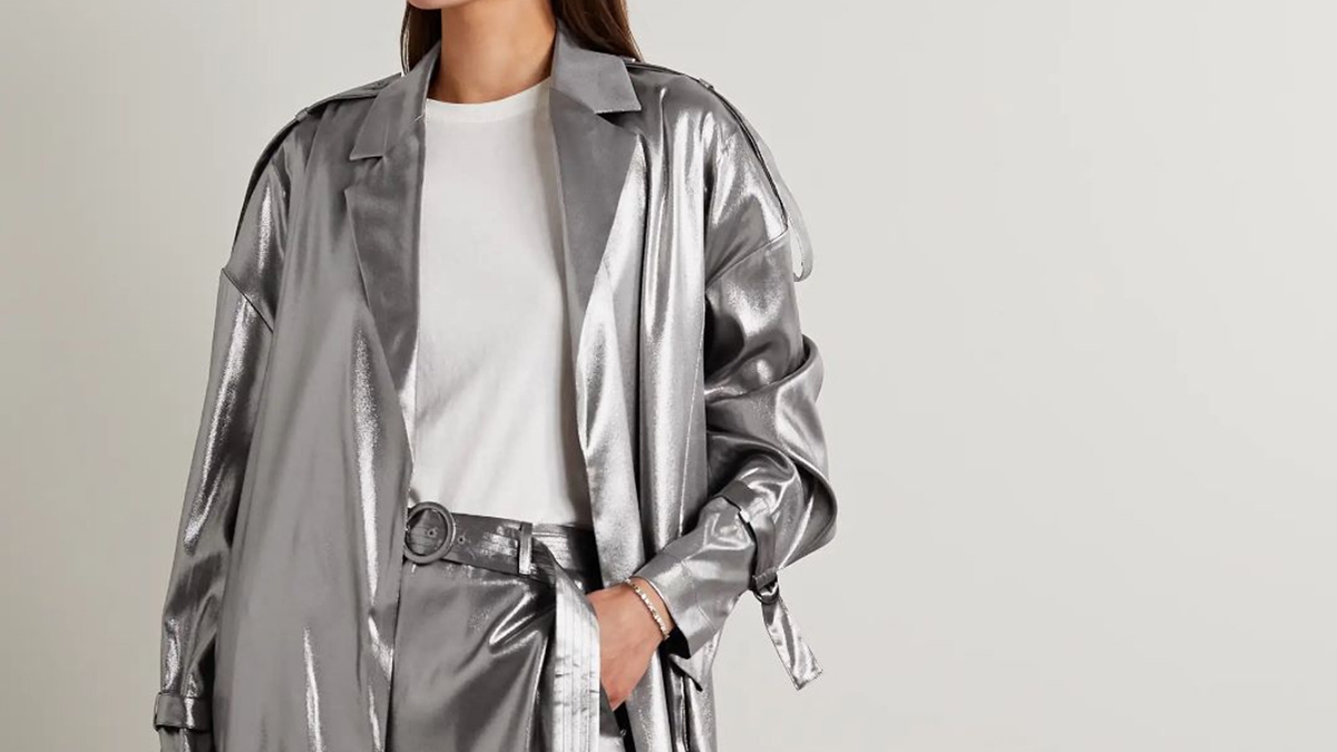 Roupa metalizada